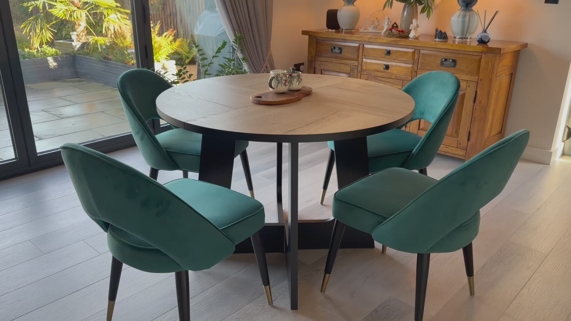 Load video: Belagio, Oak Halifax Effect, Modern Extending Dining Table, 110 - 160 cm