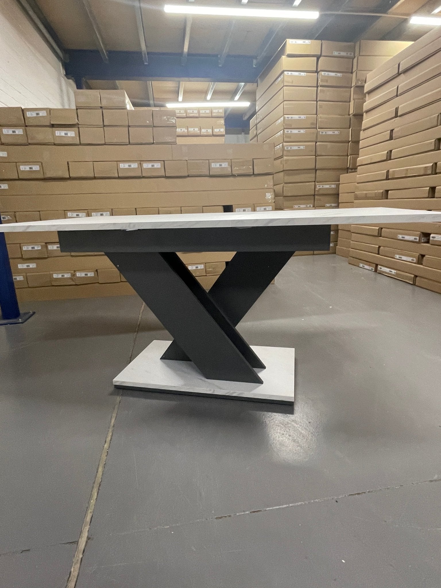 Tavolo 01 Dining Table - Furneo