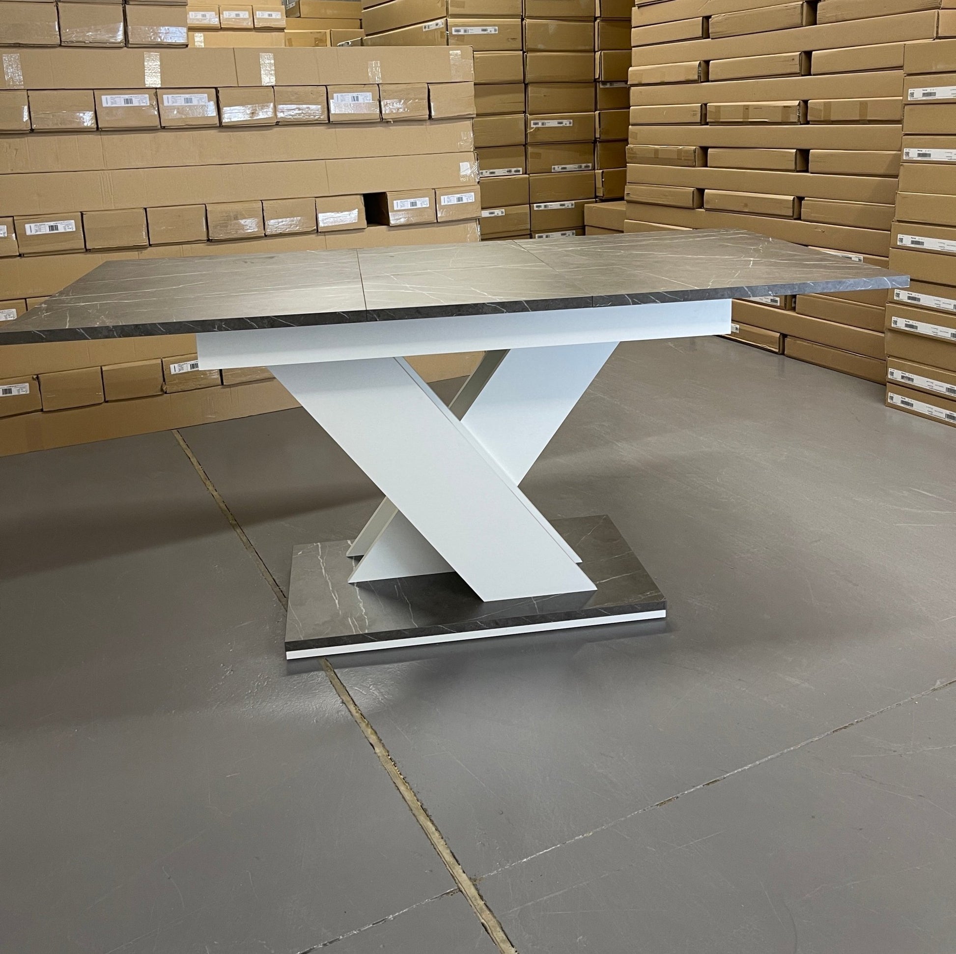 Tavolo 02 Dining Table - Furneo