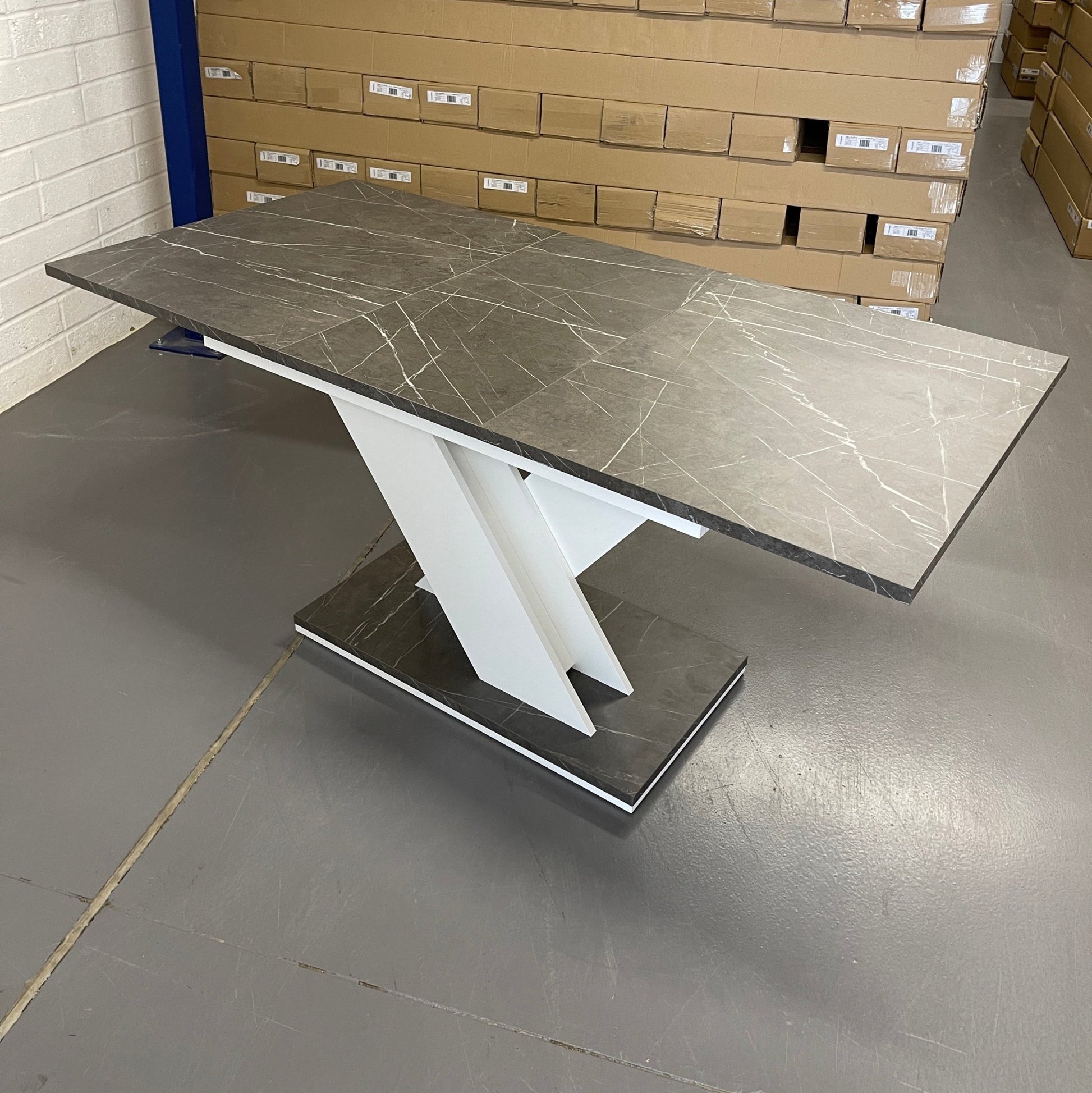 Tavolo 02 Dining Table - Furneo