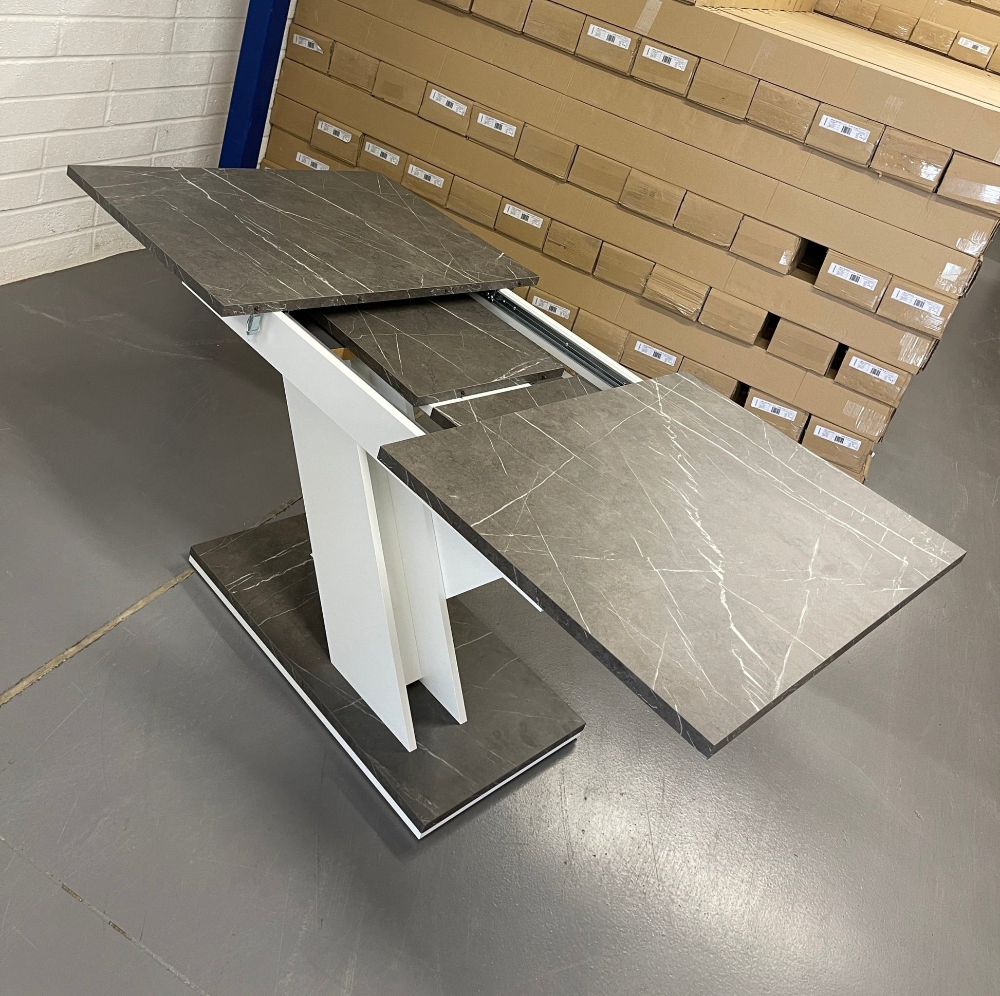 Tavolo 02 Dining Table - Furneo